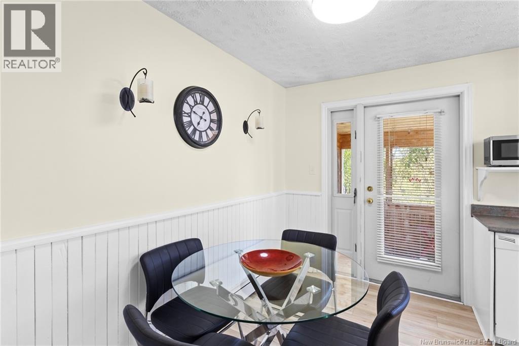 18 Hollybrook Street - 11