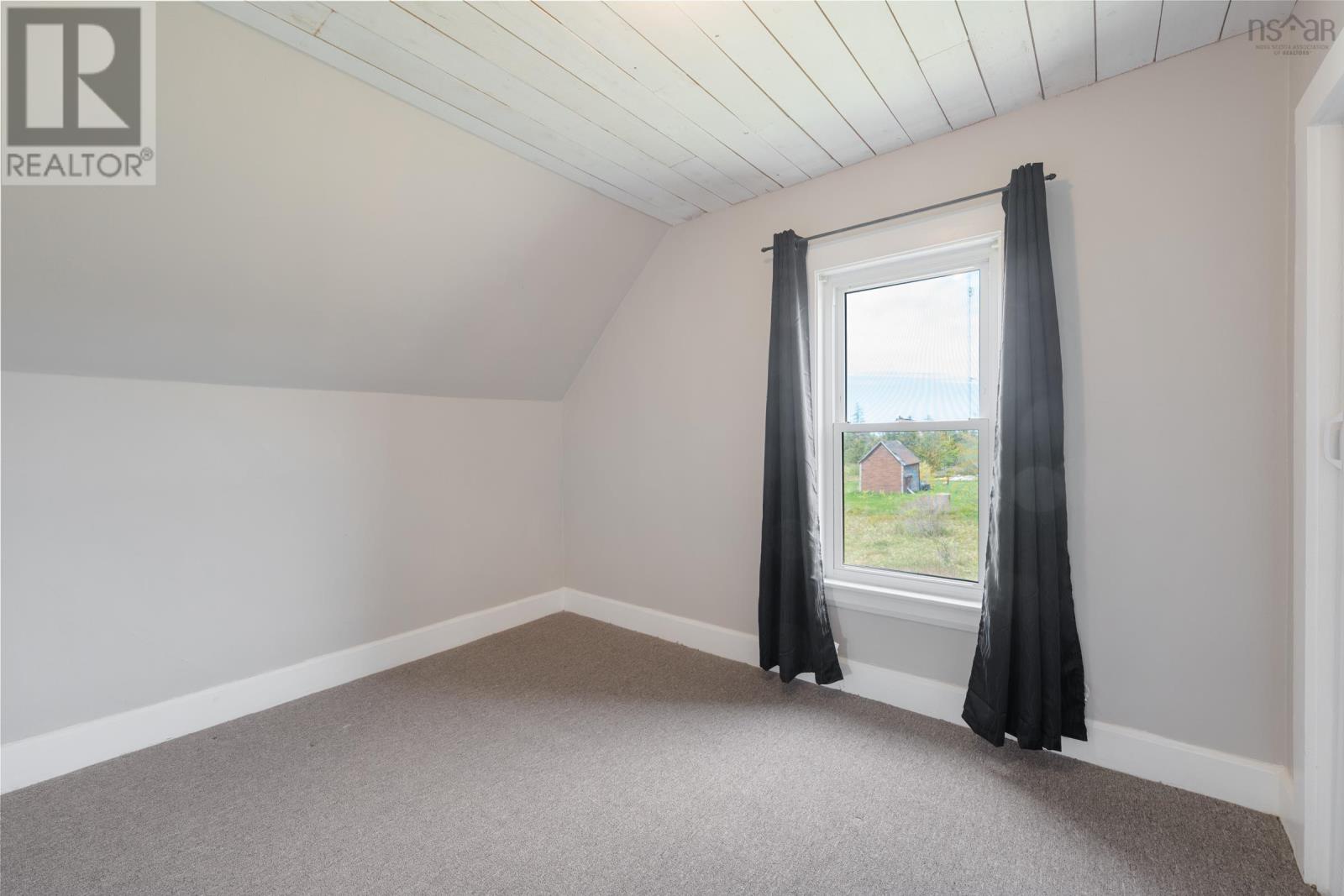 Property 10 of 40 of 491 New Edinburgh Road