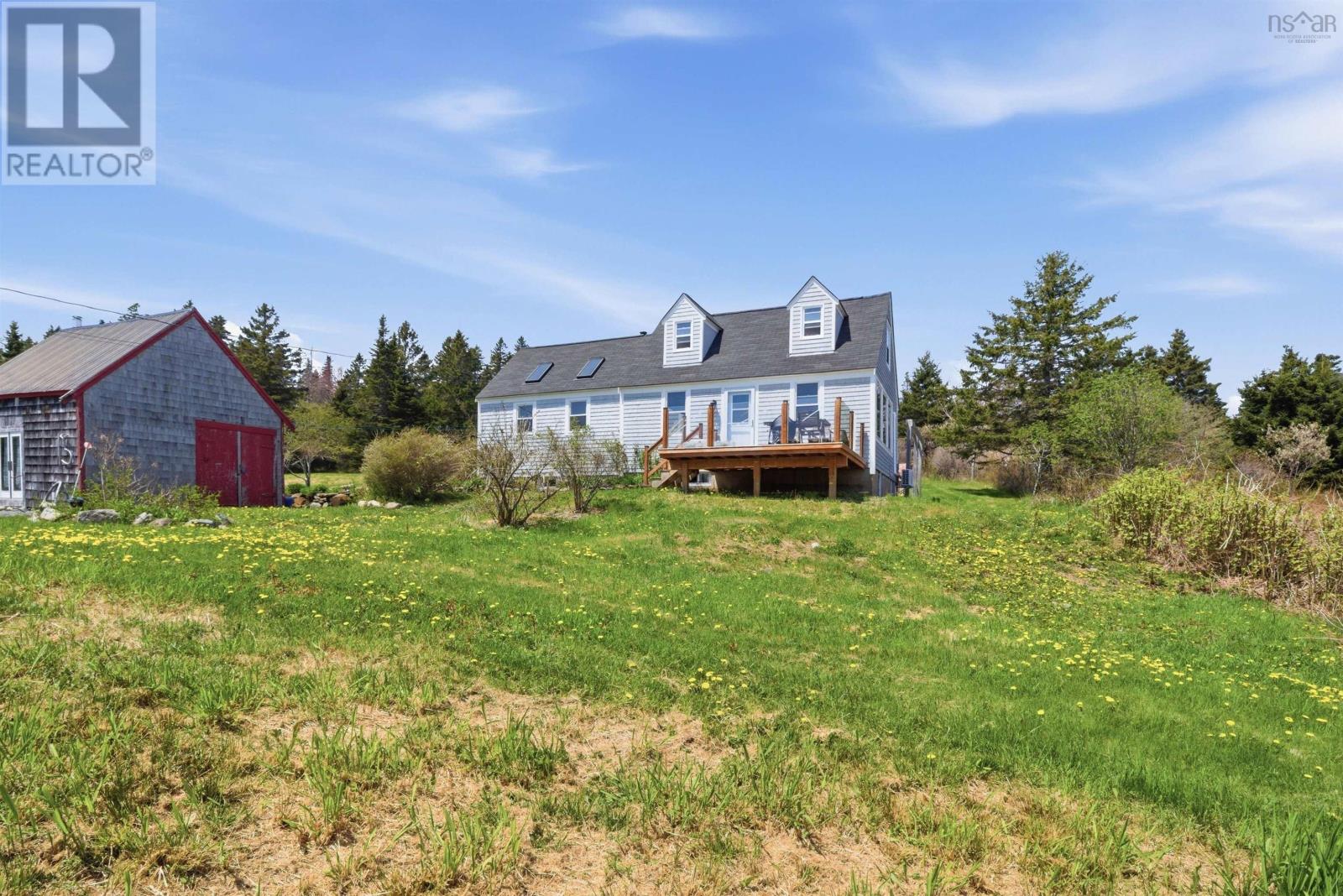 Property photo of 15 Shore Road