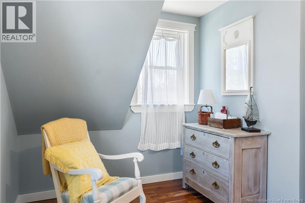 19 North Road - 34