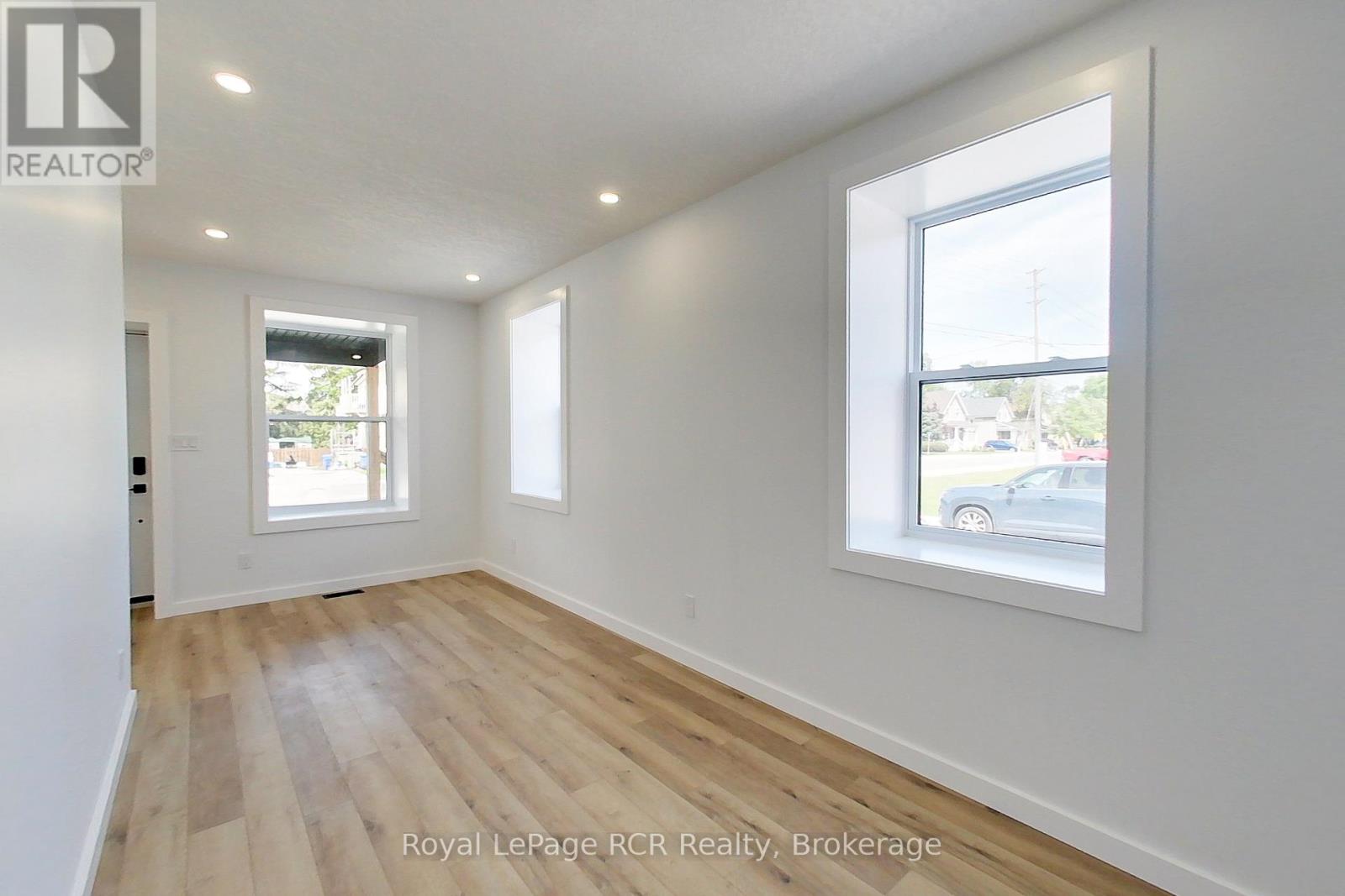 563 7TH AVENUE - 19