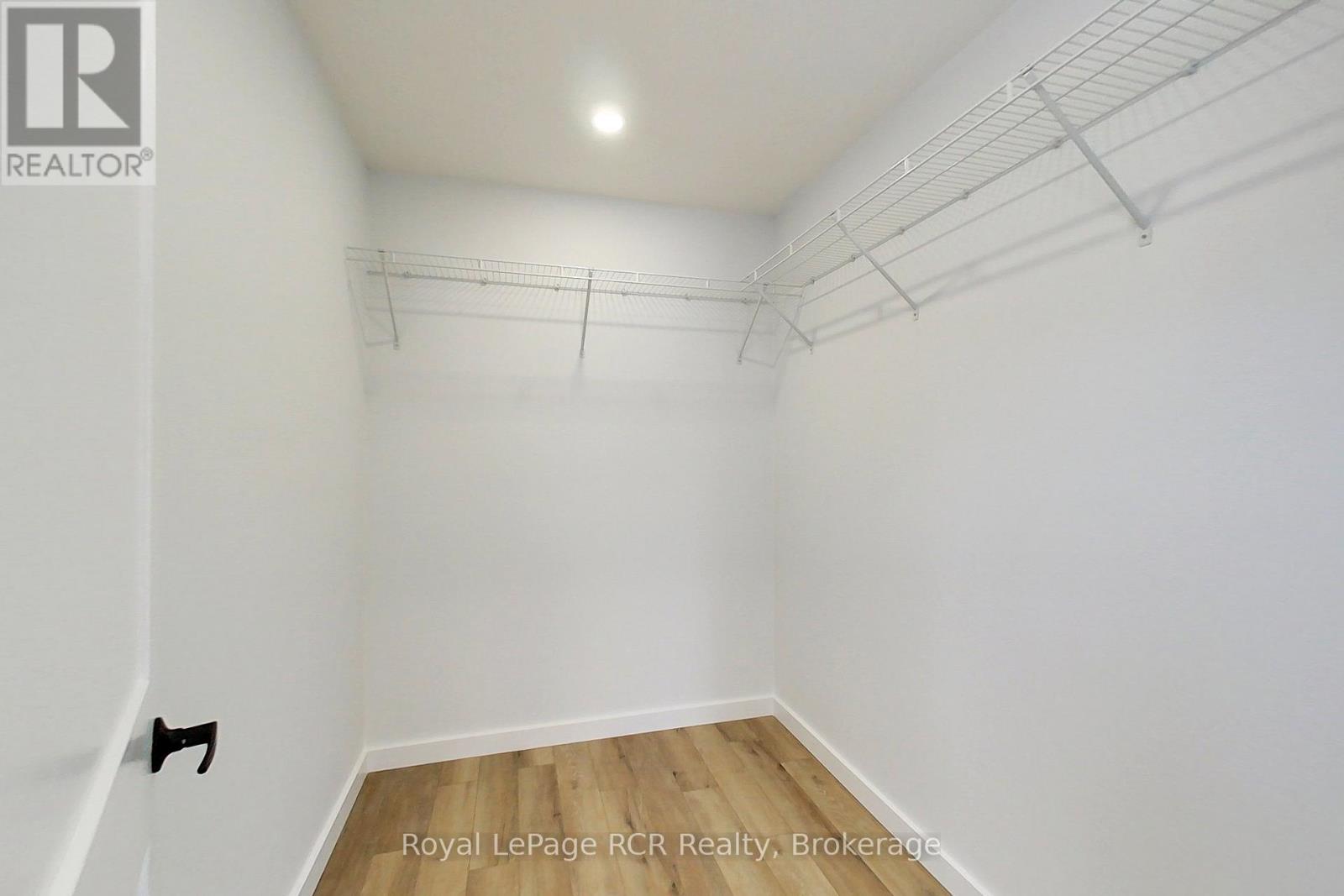 563 7TH AVENUE - 29