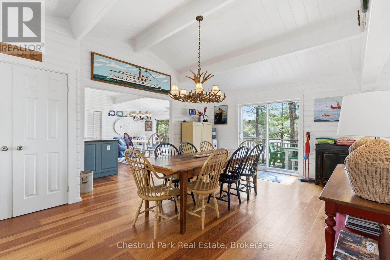 ##8 1086 PENNWOOD ROAD - 12