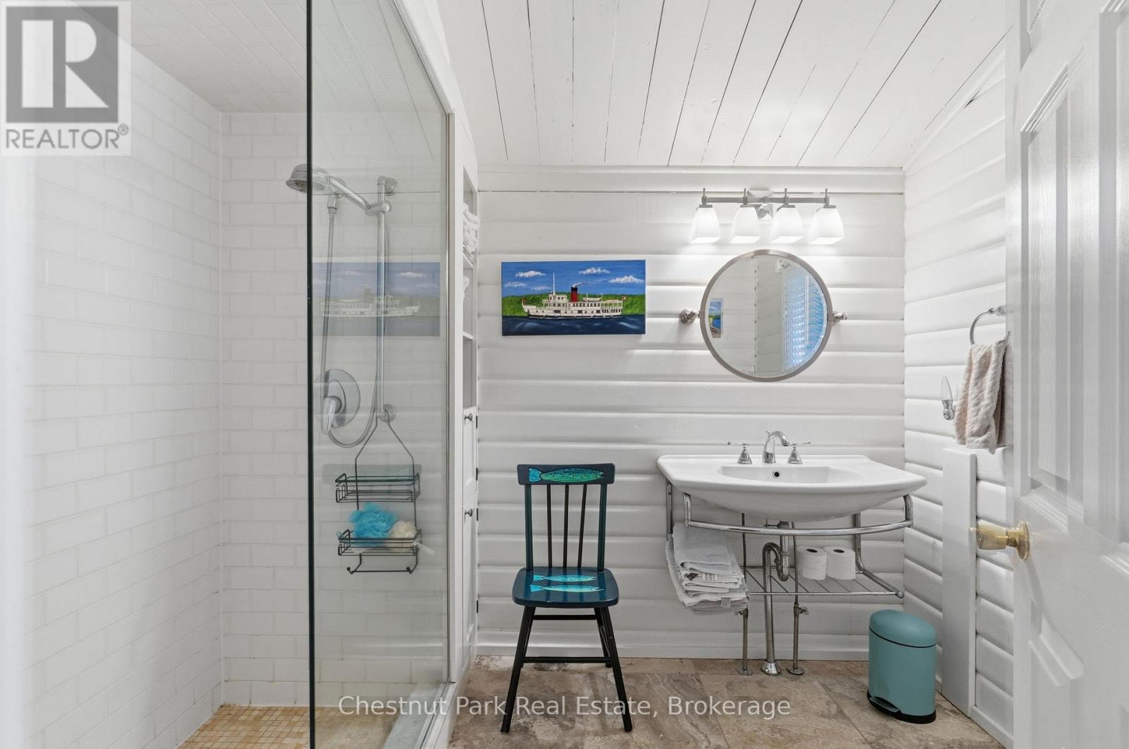##8 1086 PENNWOOD ROAD - 25