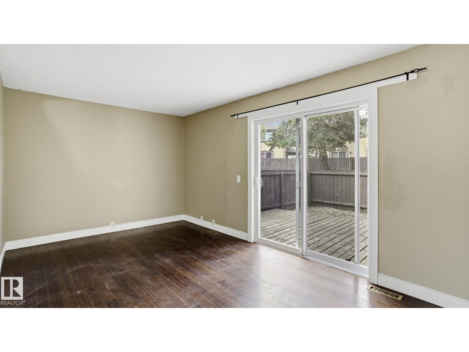 210 WOODBRIDGE WY - 13