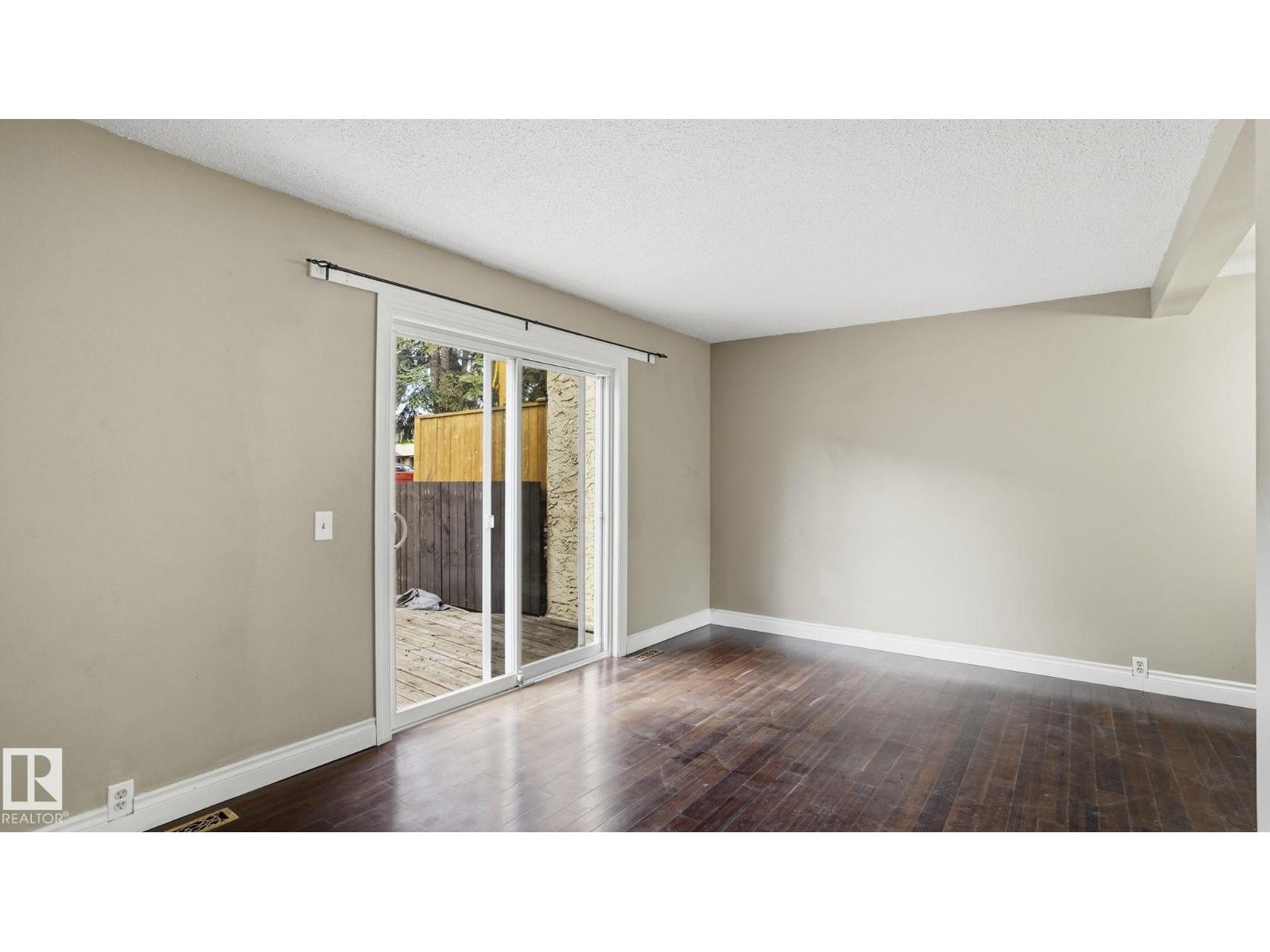 210 WOODBRIDGE WY - 16