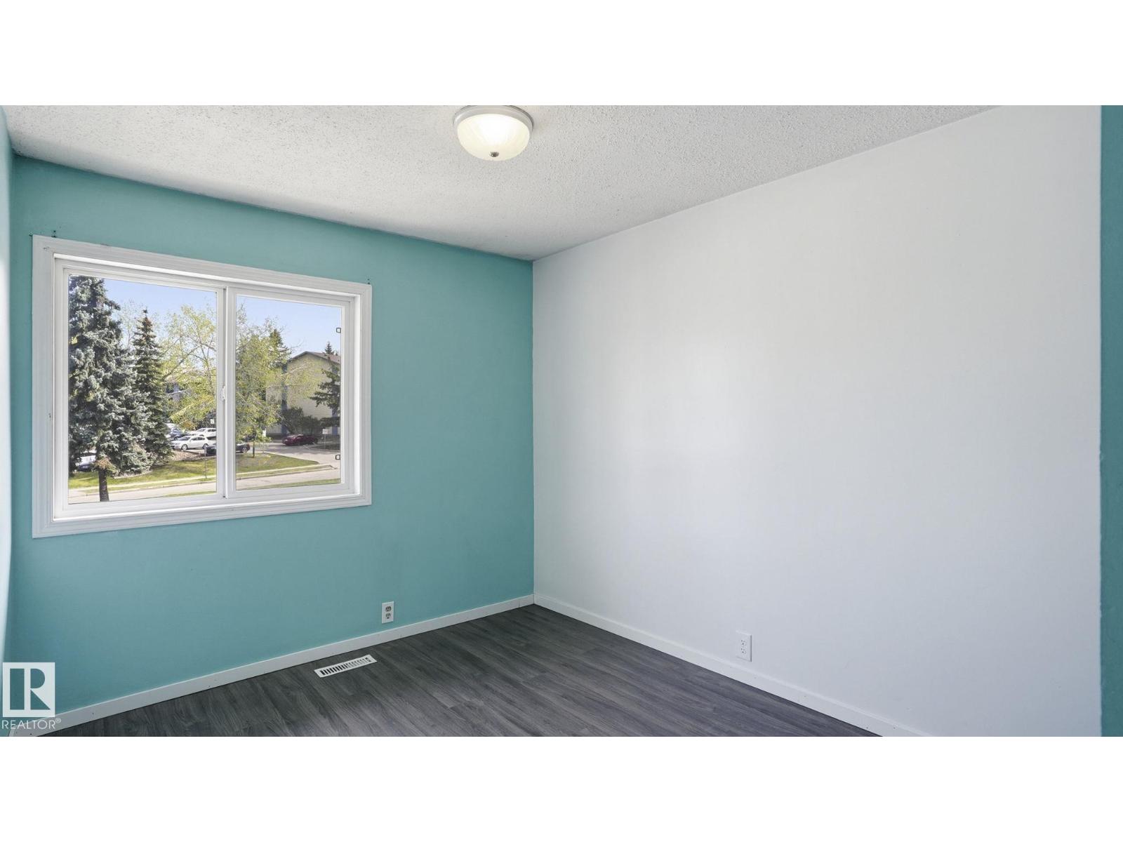 210 WOODBRIDGE WY - 19