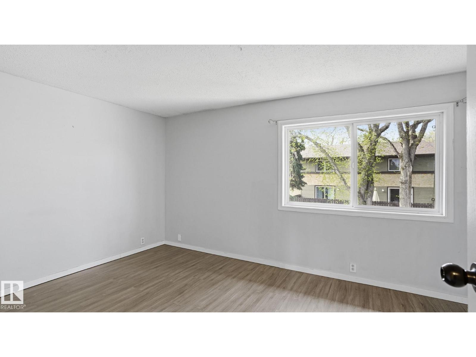 210 WOODBRIDGE WY - 20