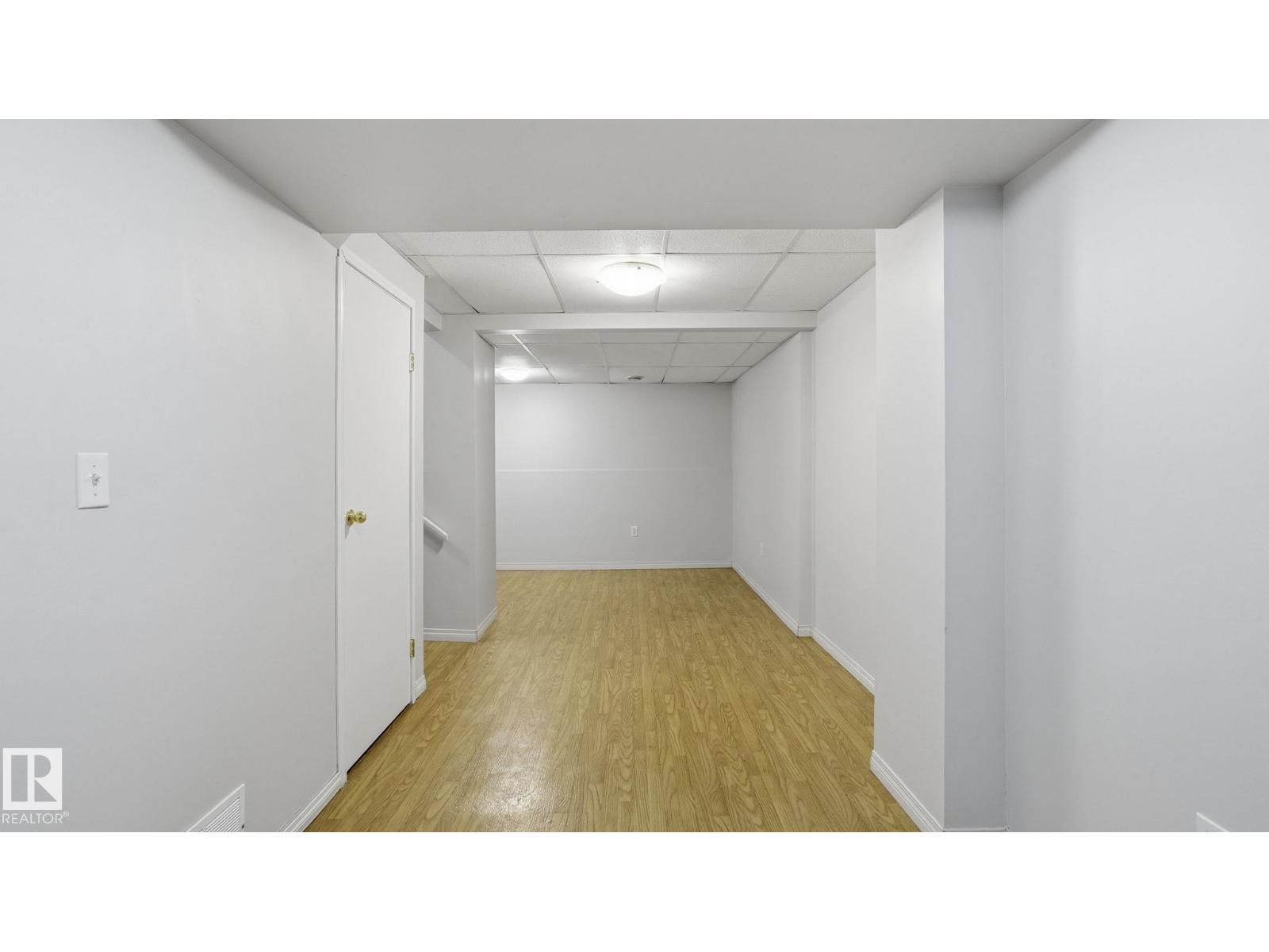 210 WOODBRIDGE WY - 25