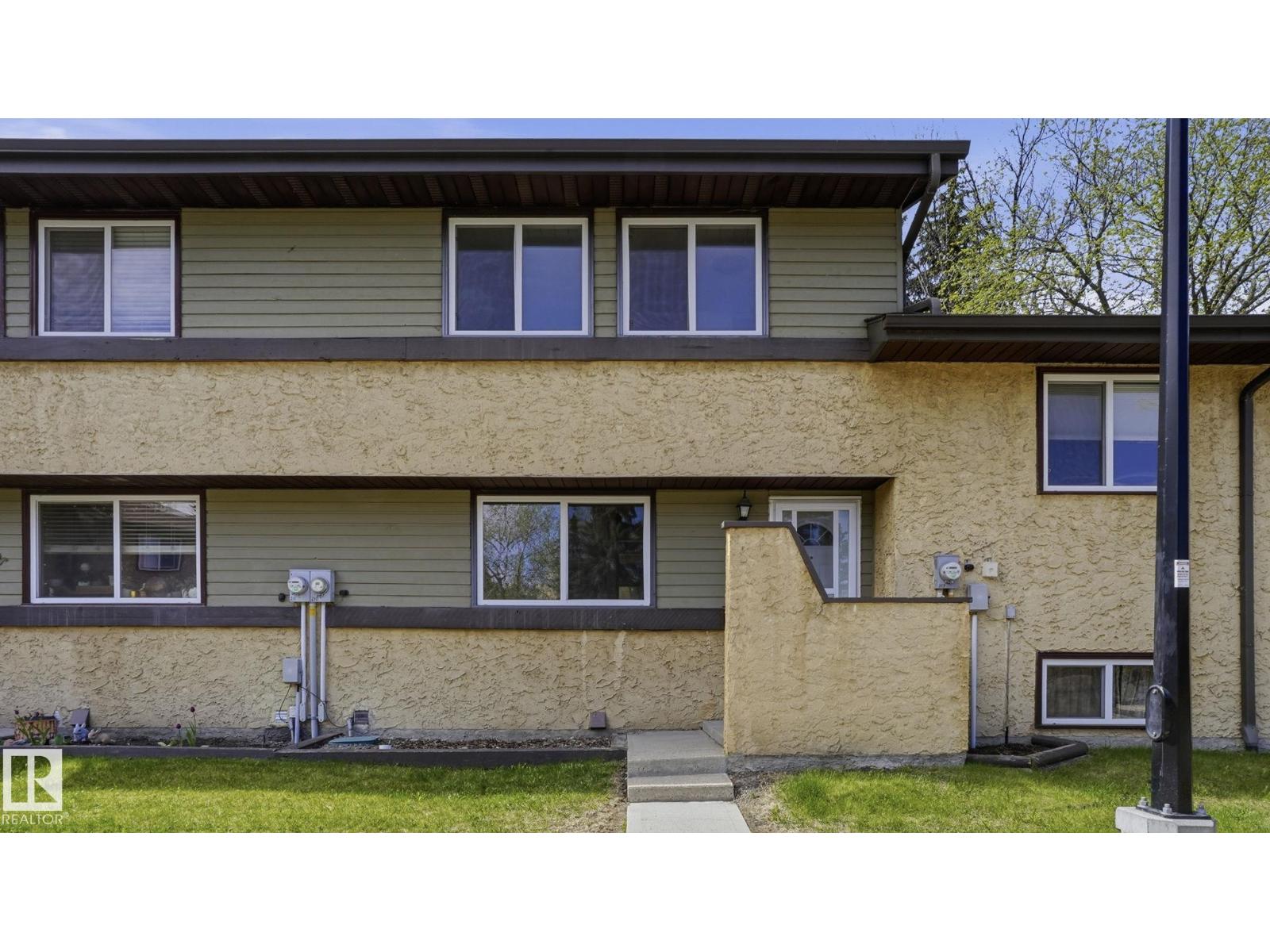 210 WOODBRIDGE WY - 3