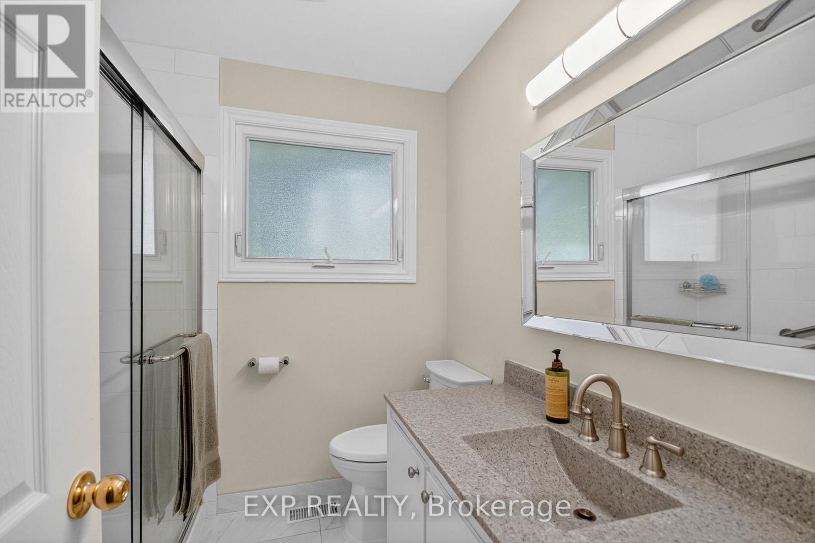 31 BARLYN AVENUE - 11