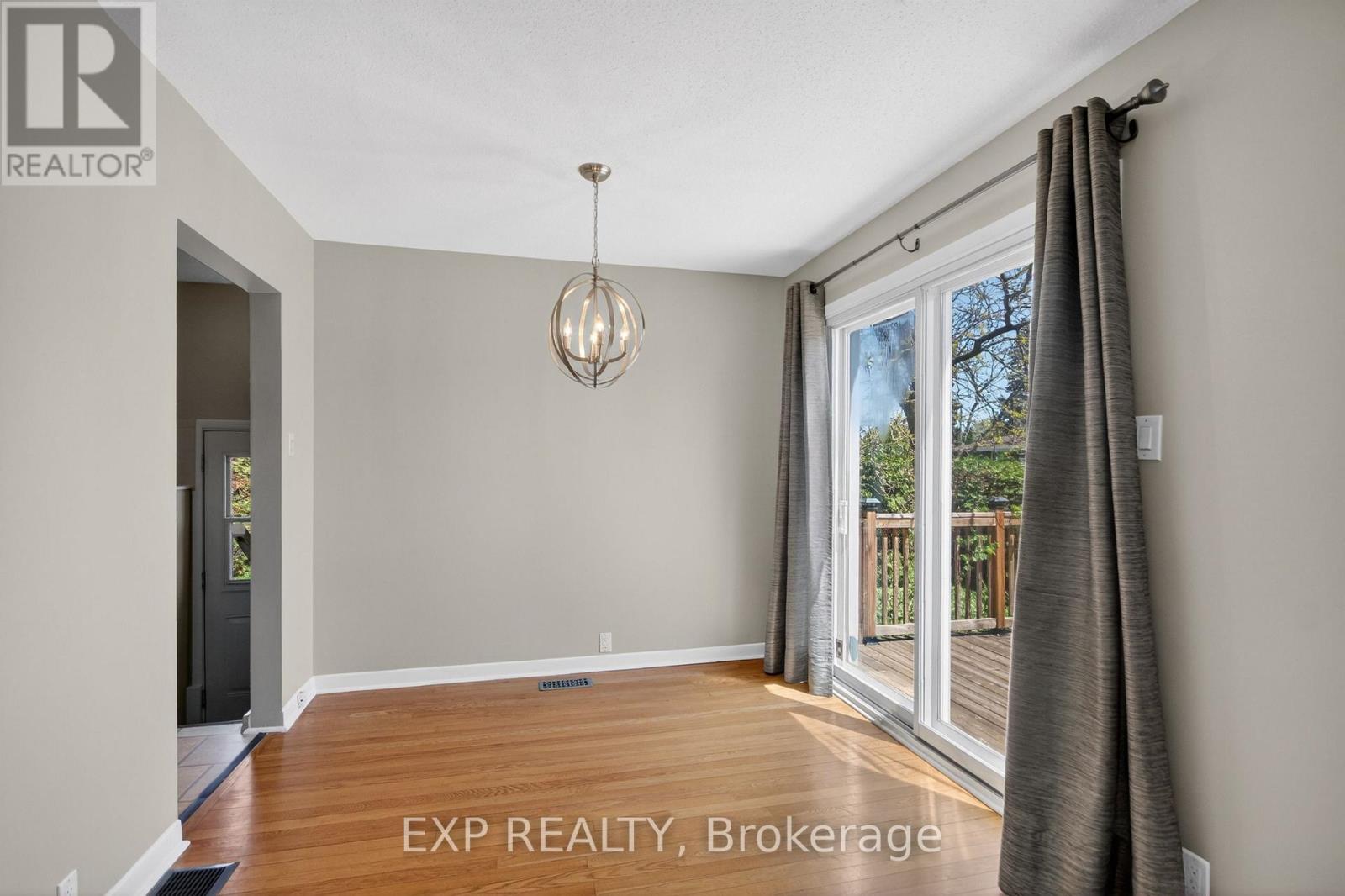 31 BARLYN AVENUE - 5