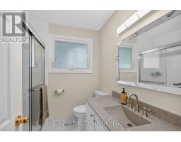 31 Barlyn Avenue, Ottawa, ON K2E5E2 Photo 11