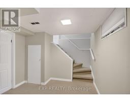 31 Barlyn Avenue, Ottawa, ON K2E5E2 Photo 12