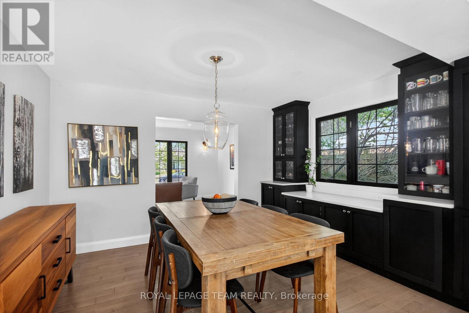 15 MARKHAM AVENUE - 12