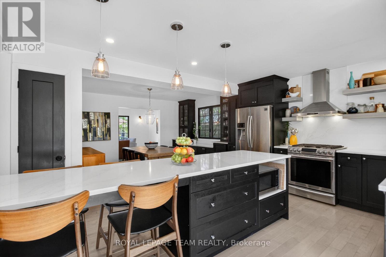 15 MARKHAM AVENUE - 17