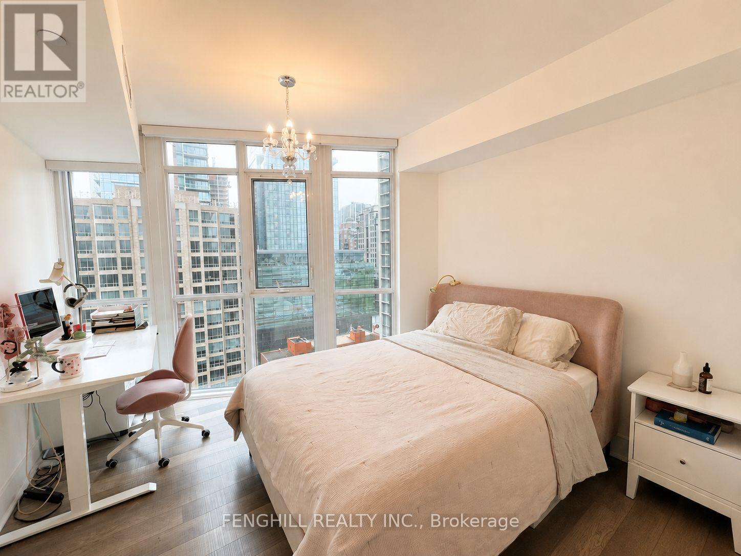 #1108 32 DAVENPORT ROAD - 9
