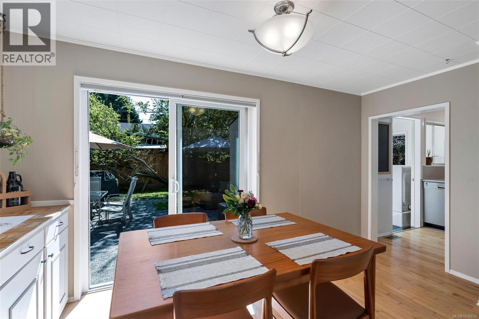 1733 Feltham Rd - 13