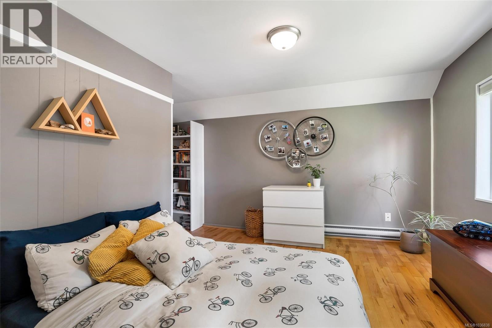 1733 Feltham Rd - 36