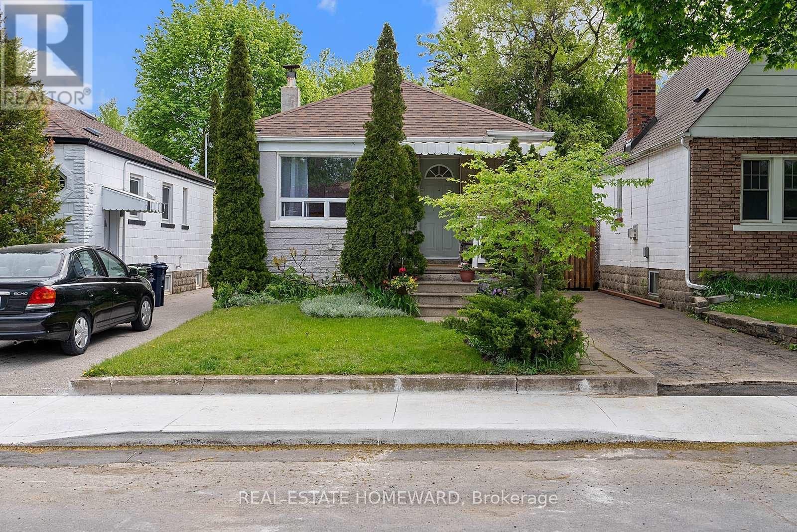 59 MANDERLEY DRIVE - Image 2