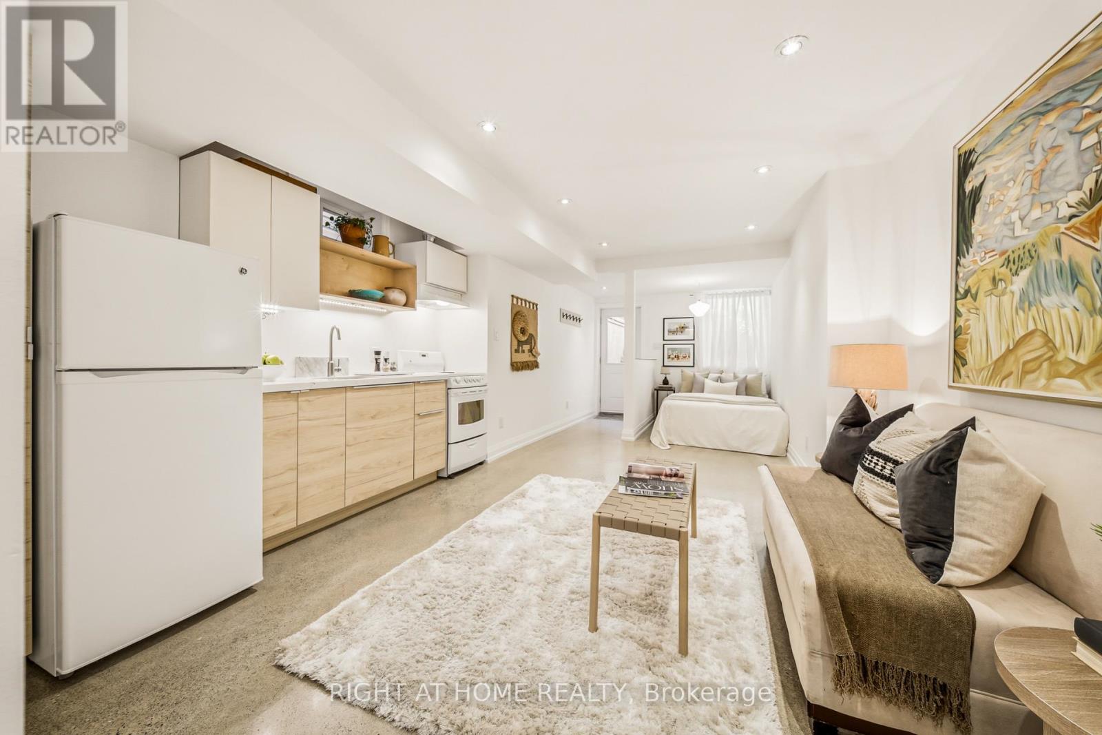 304 RIVERDALE AVENUE - 35