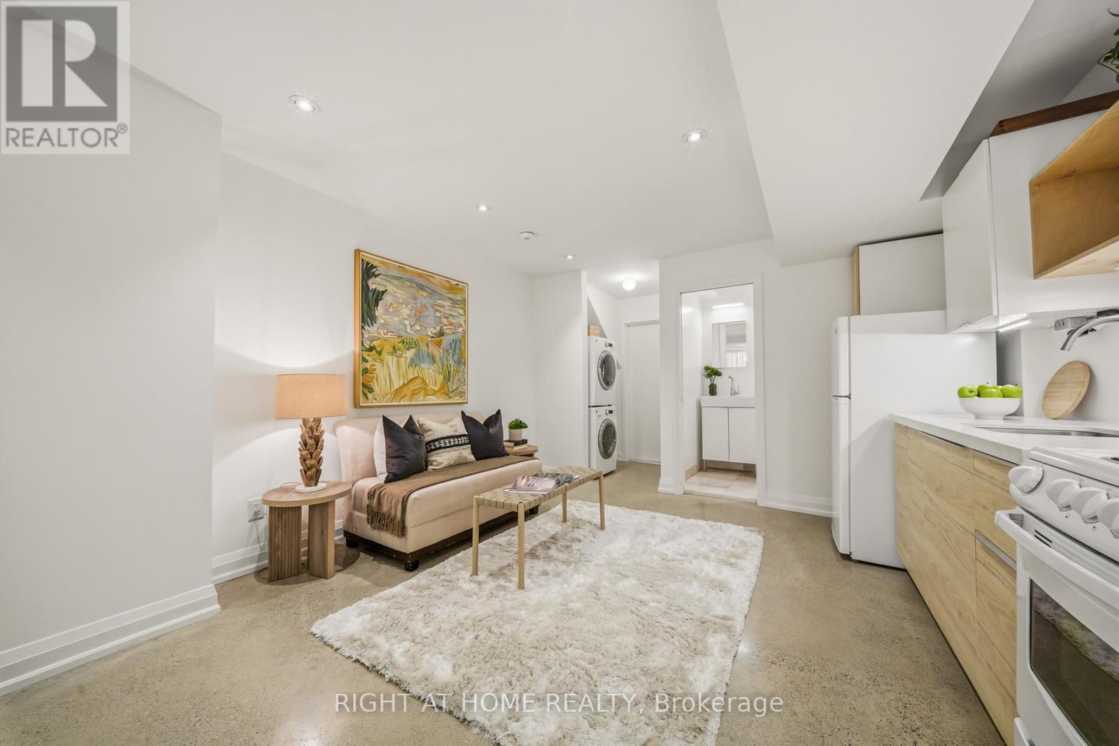 304 RIVERDALE AVENUE - 39