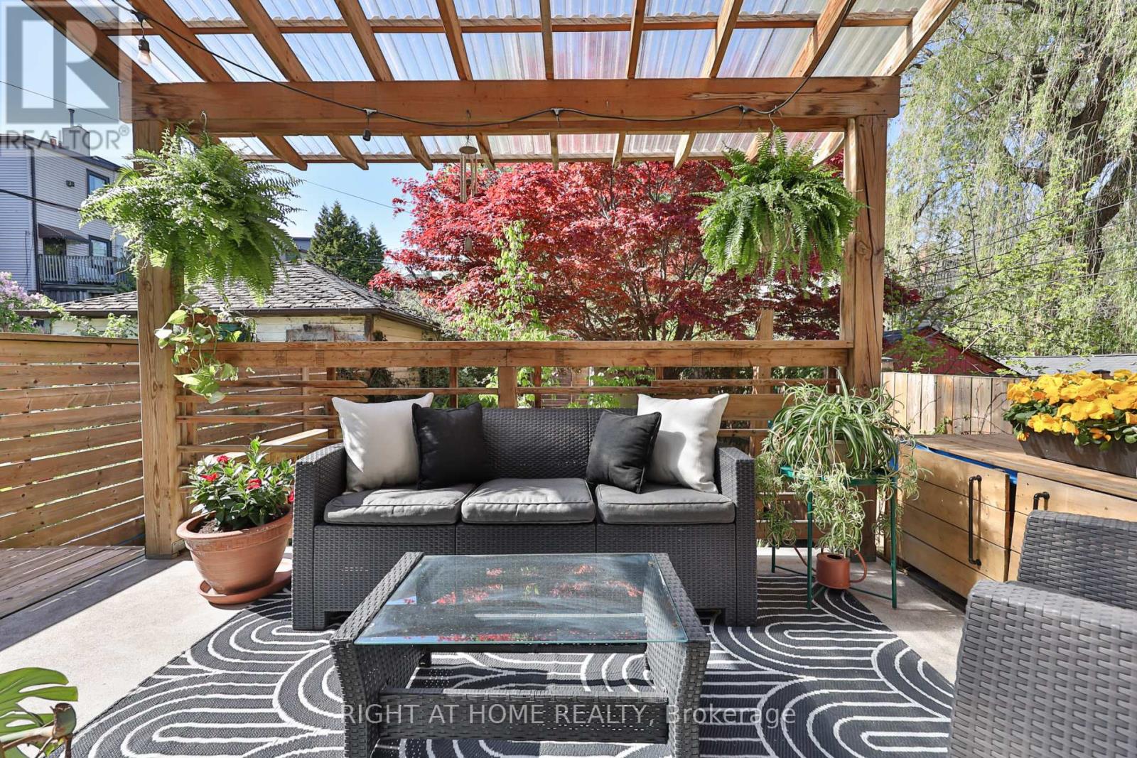 304 RIVERDALE AVENUE - 45
