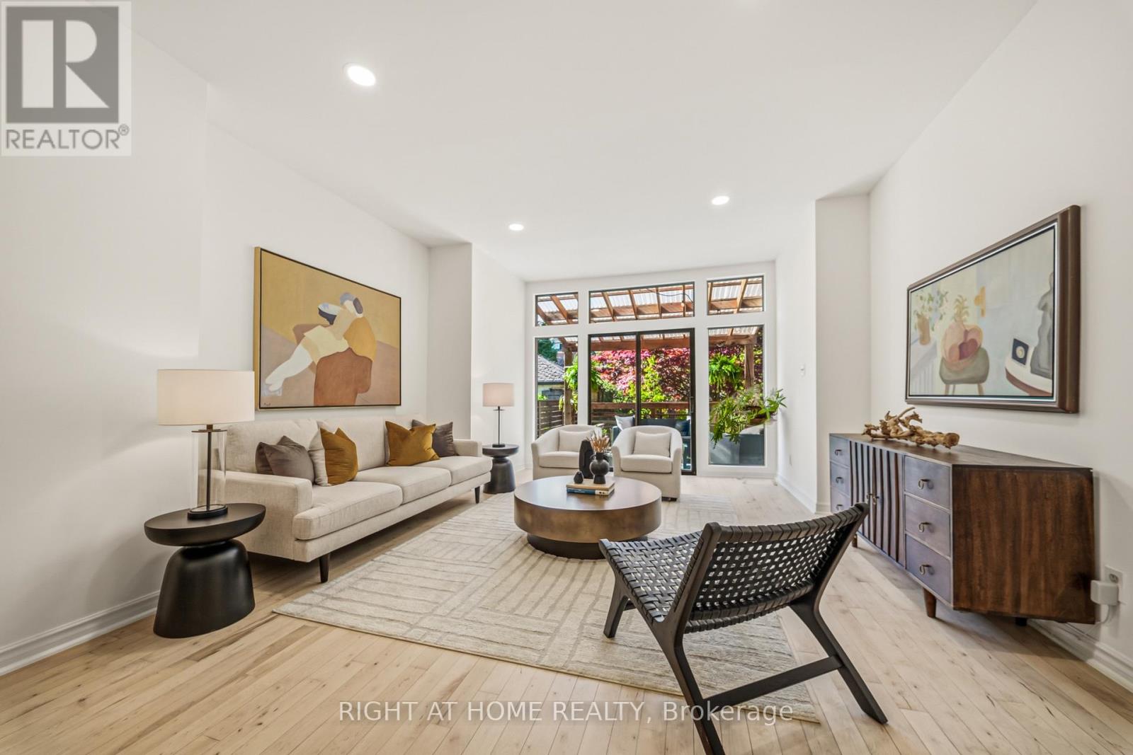304 RIVERDALE AVENUE - 8