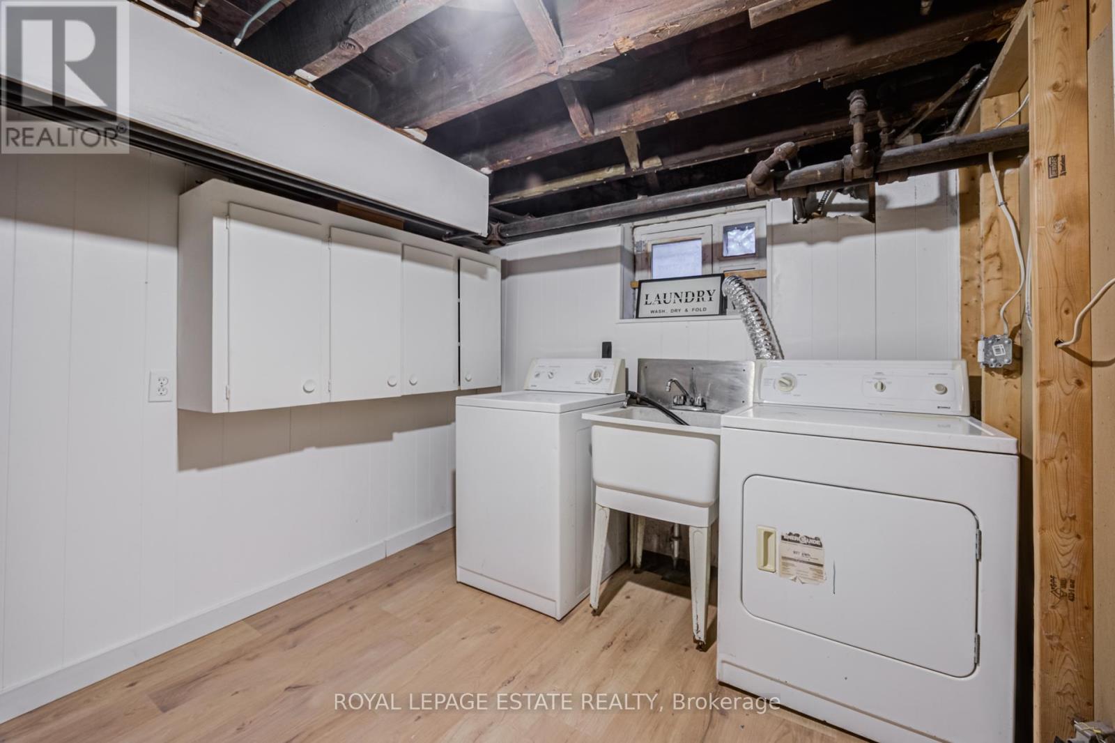 38 QUEENSBURY AVENUE - 30