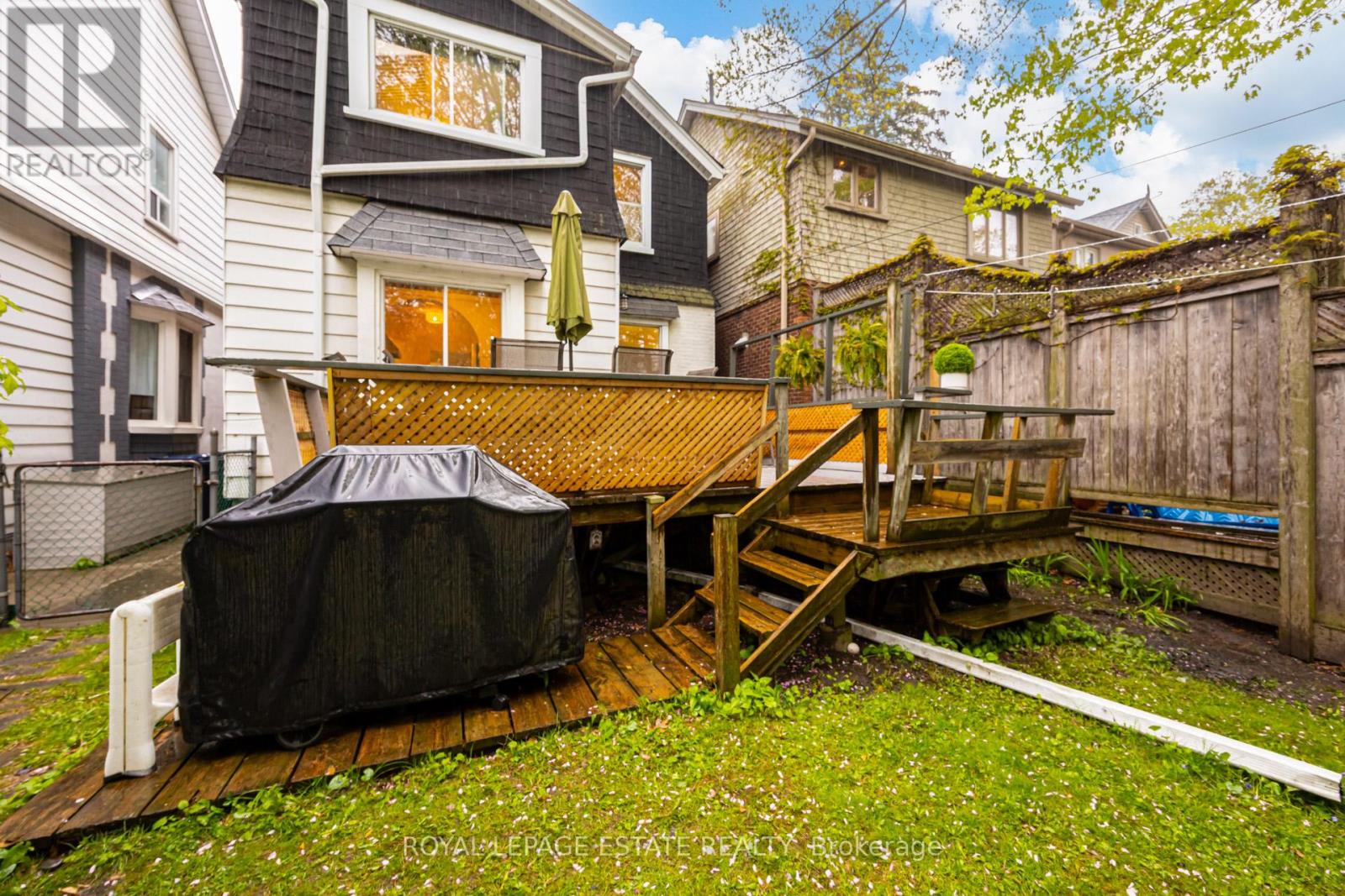 38 QUEENSBURY AVENUE - 36