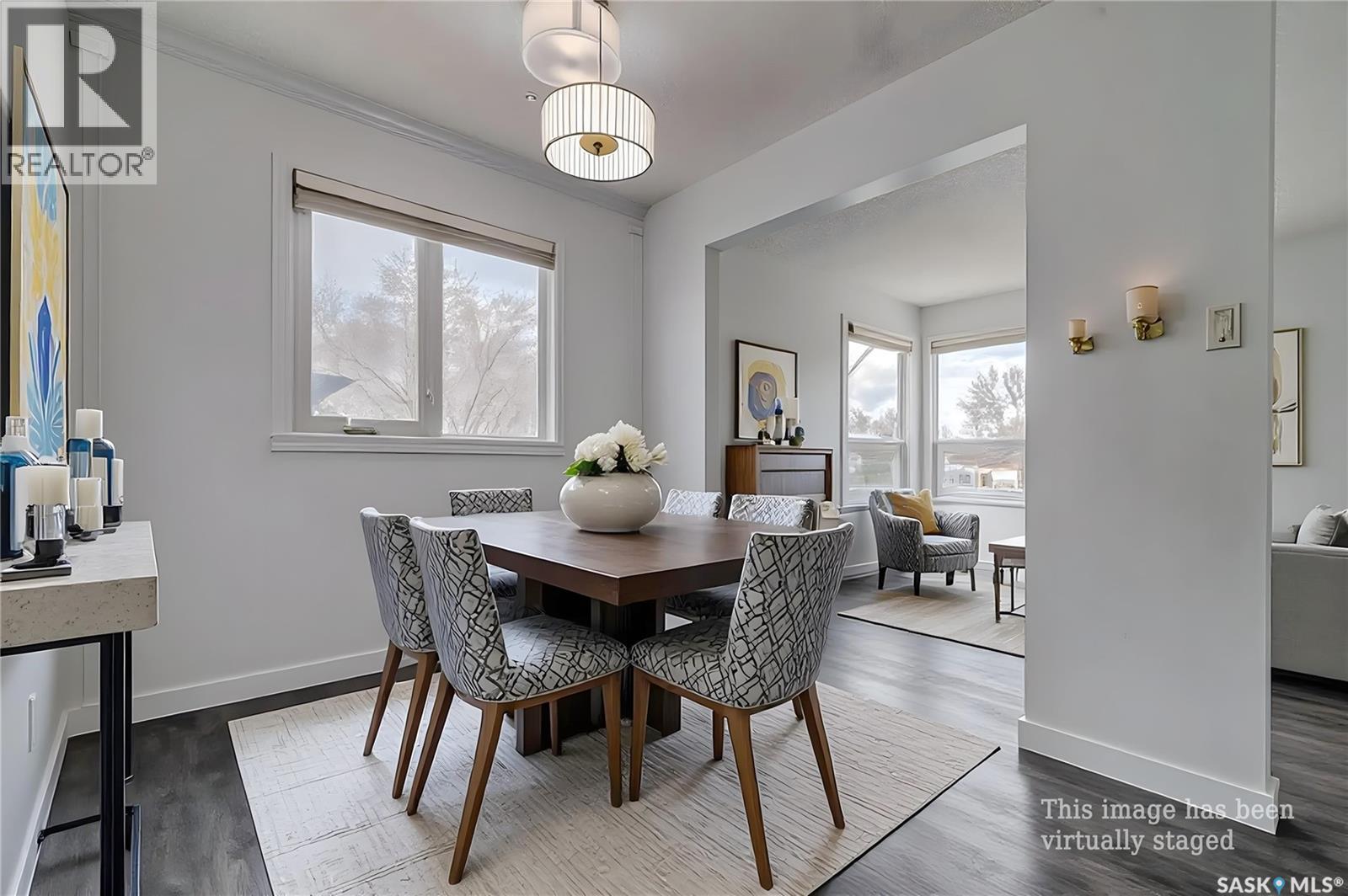 3 HUNT CRESCENT - 12