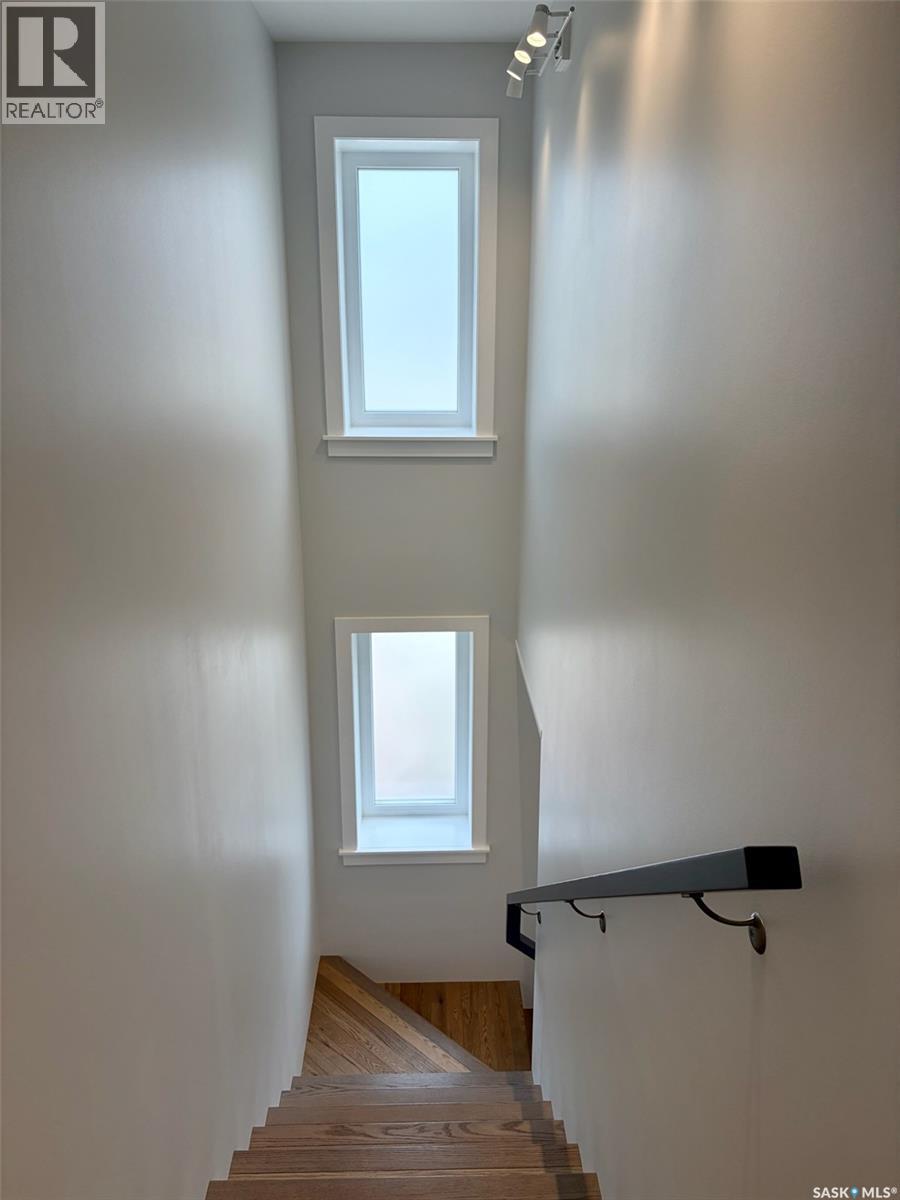 607 K AVENUE S - 16