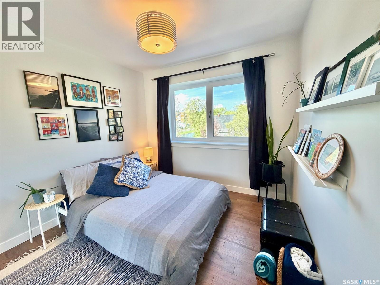 607 K AVENUE S - 18