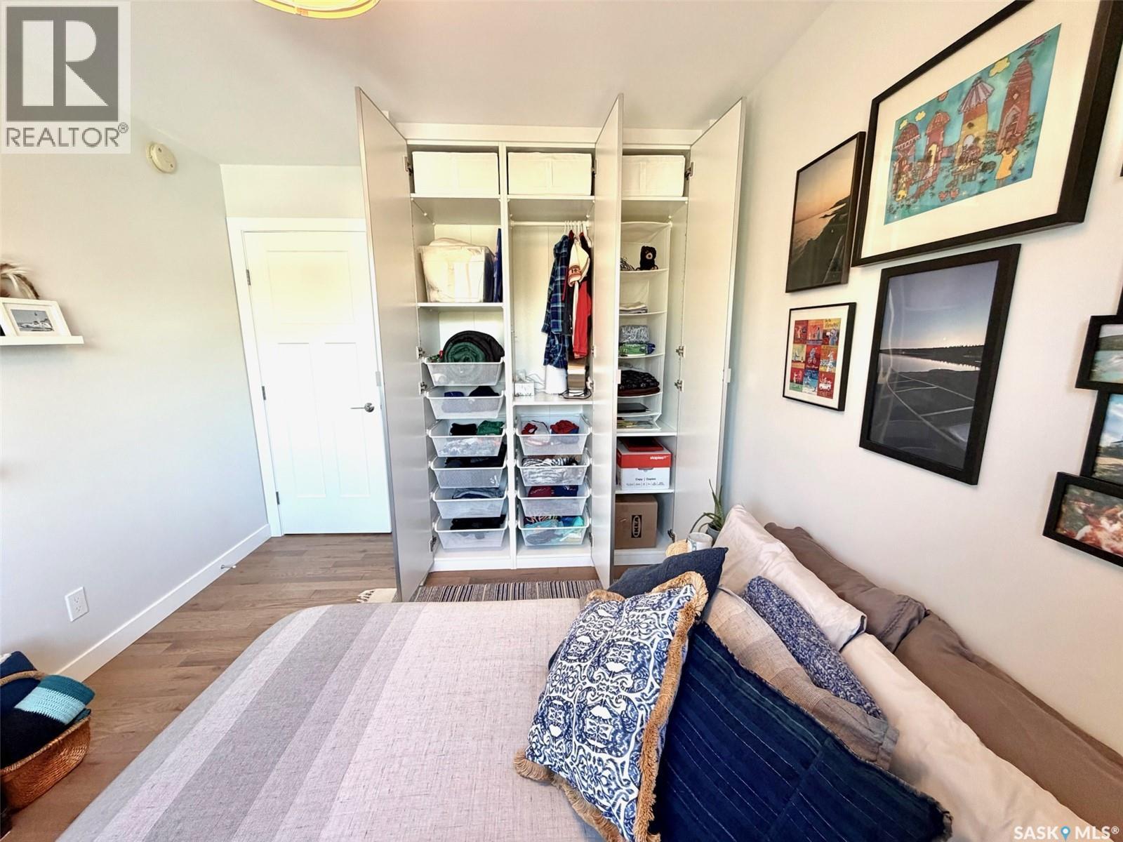 607 K AVENUE S - 19
