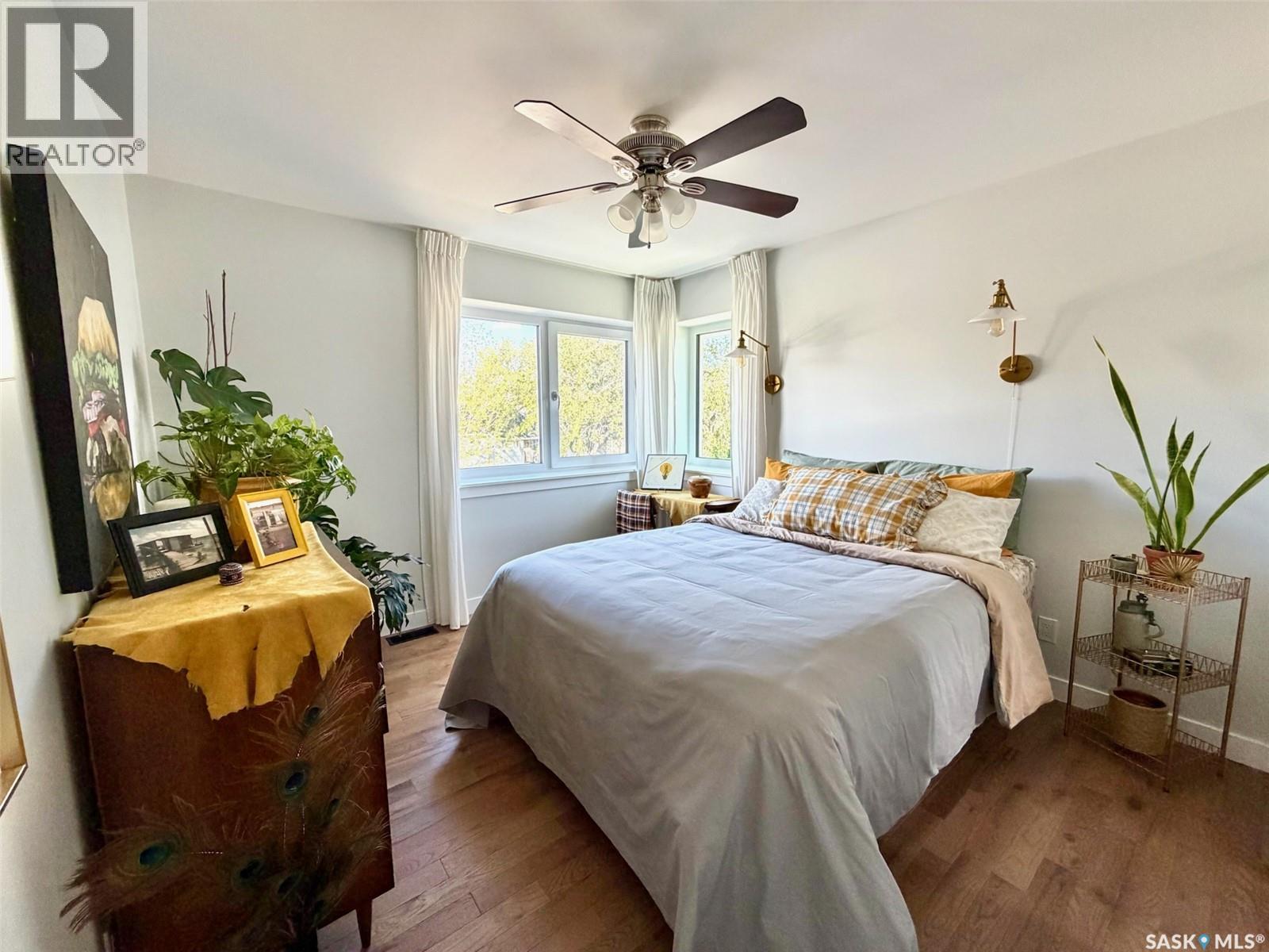 607 K AVENUE S - 21