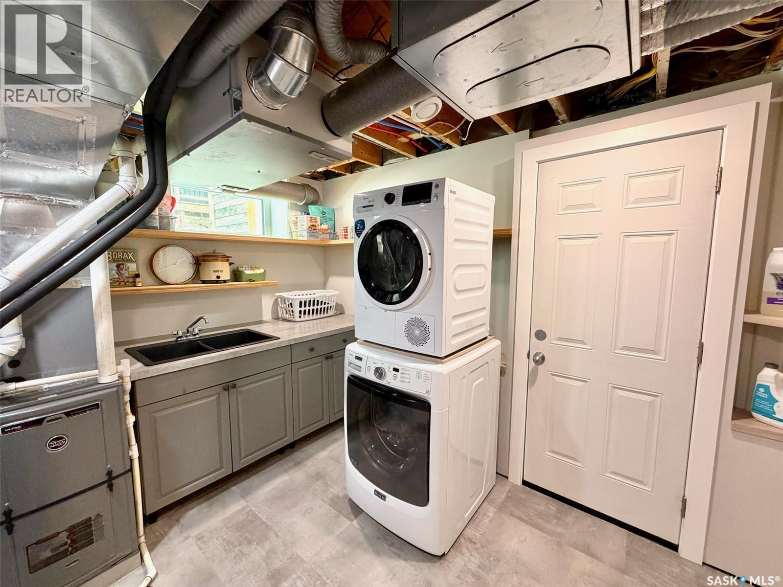 607 K AVENUE S - 35