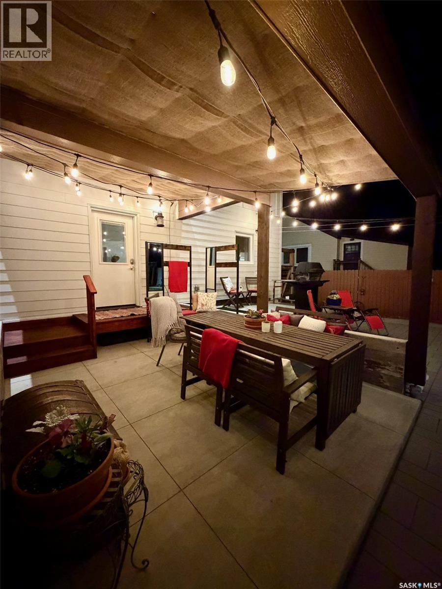 607 K AVENUE S - 37