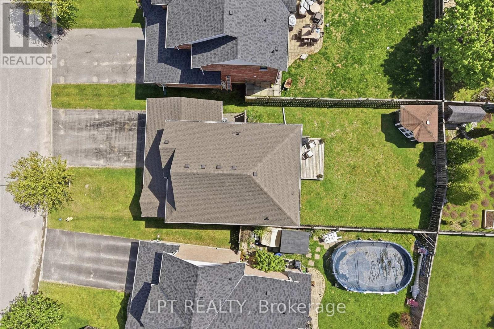 4 MILLBURY ROAD - 31