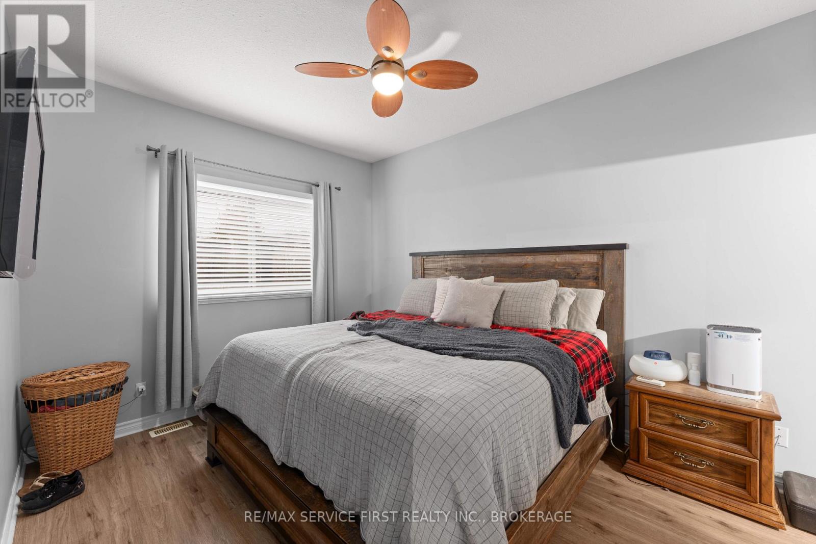 151 KILDARE AVENUE - 10