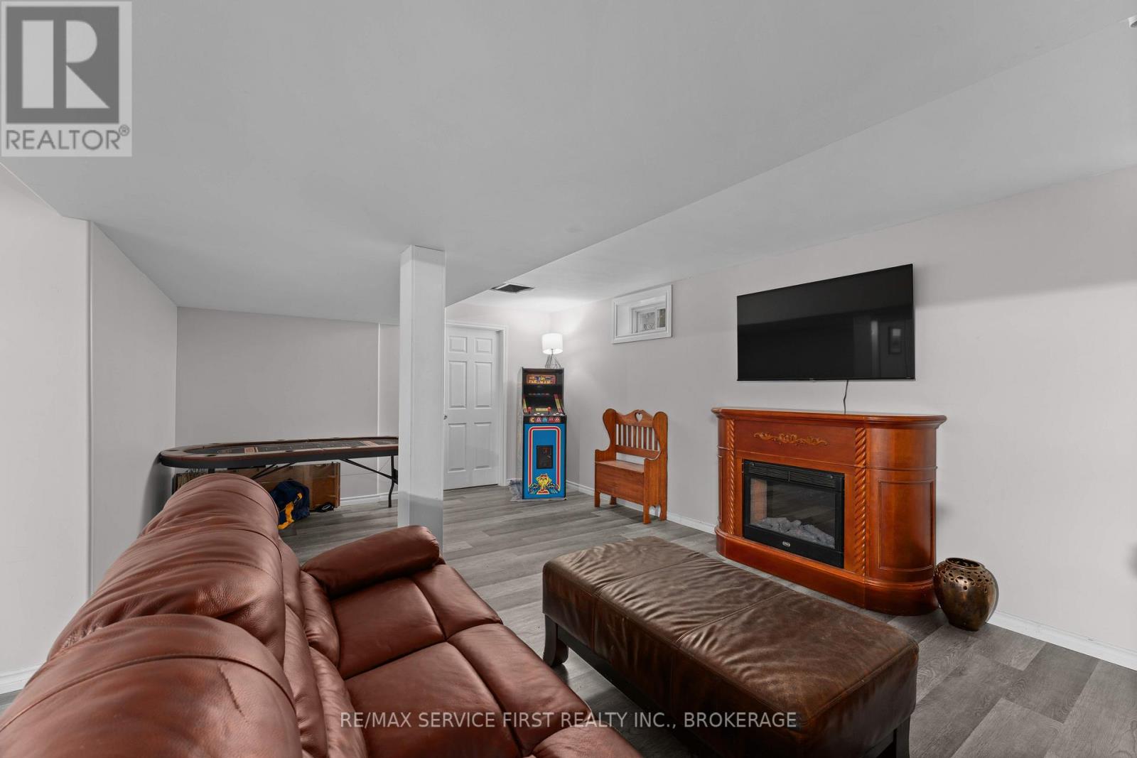 151 KILDARE AVENUE - 16