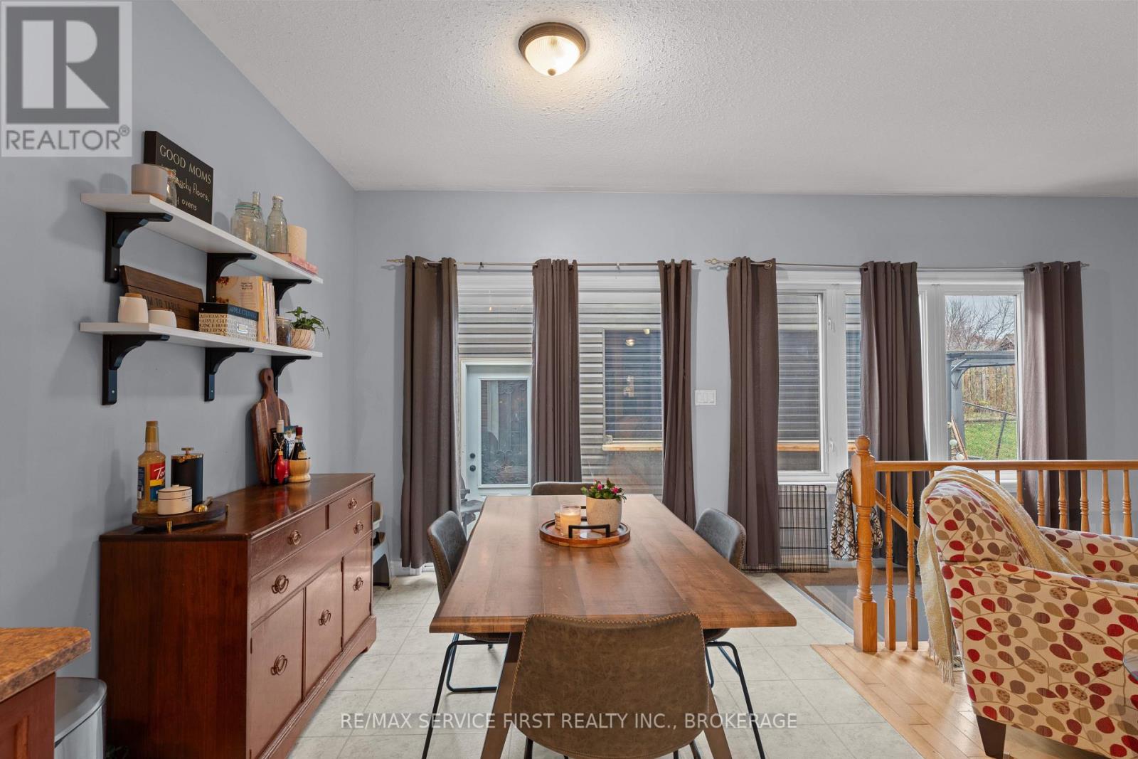 151 KILDARE AVENUE - 8