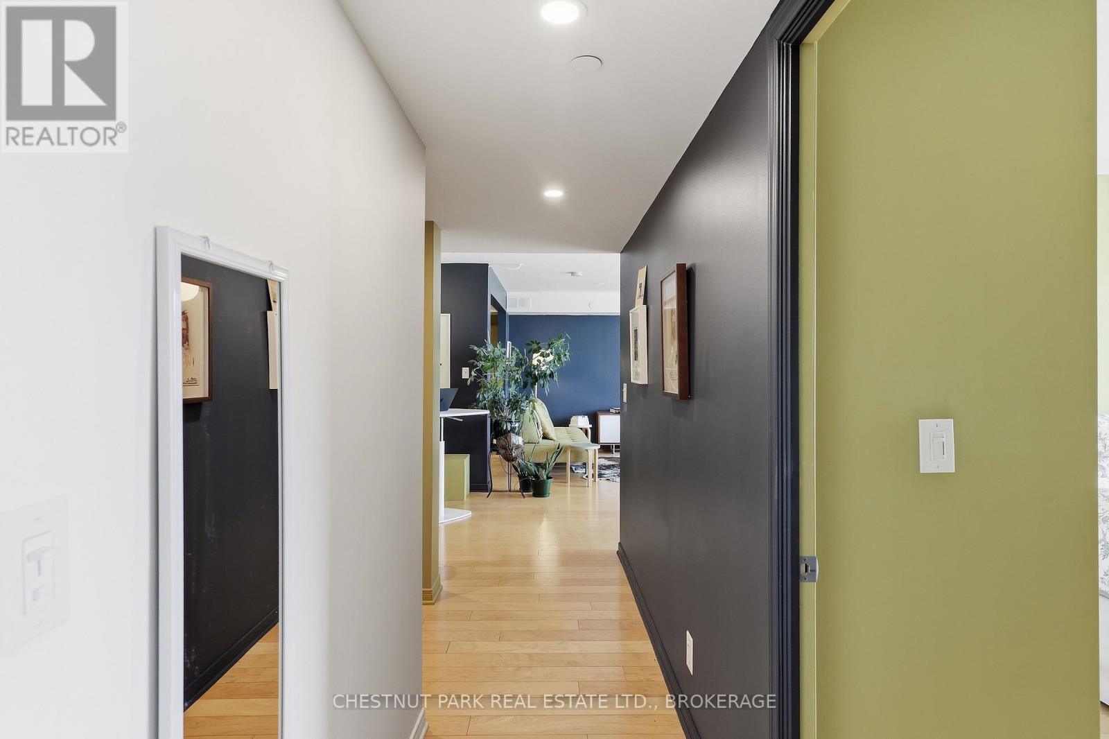 #602 121 QUEEN STREET - Image 30