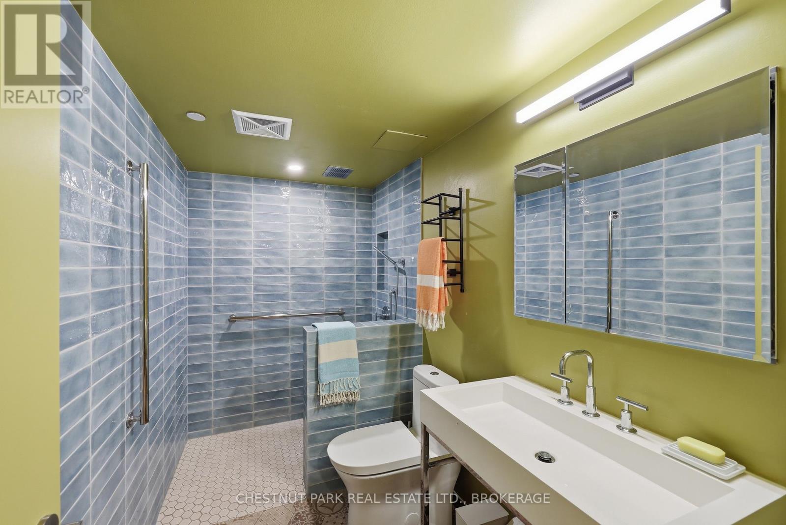 #602 121 QUEEN STREET - Image 31
