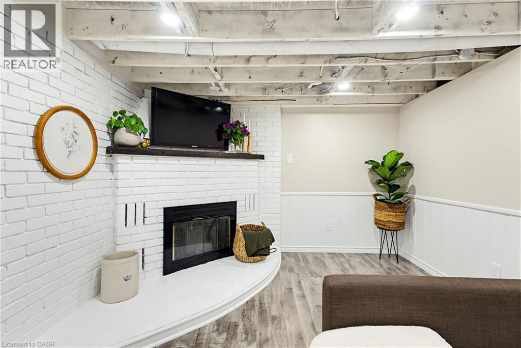 1810 CREAM Street - 19
