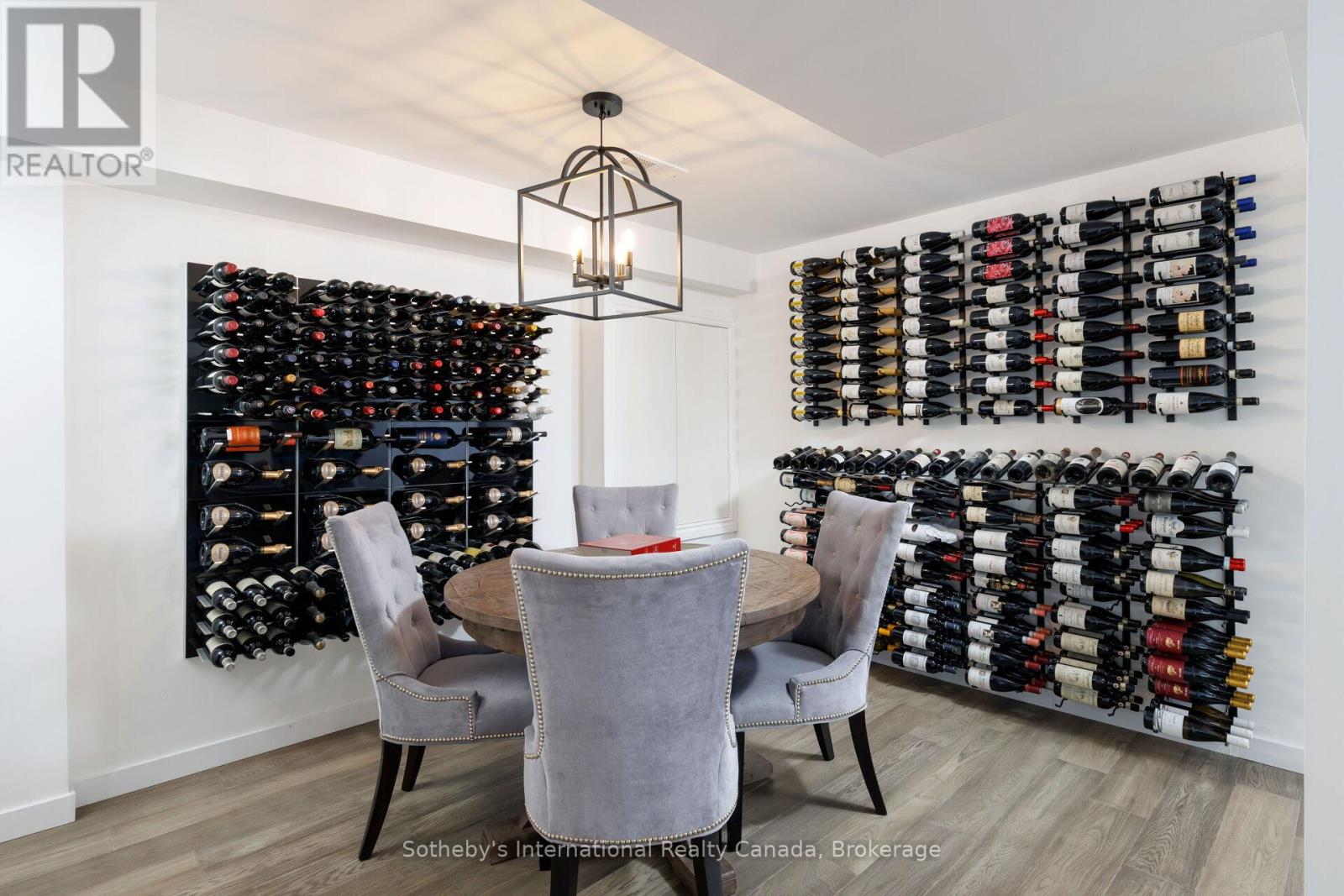 1437 ISLINGTON AVENUE - 36