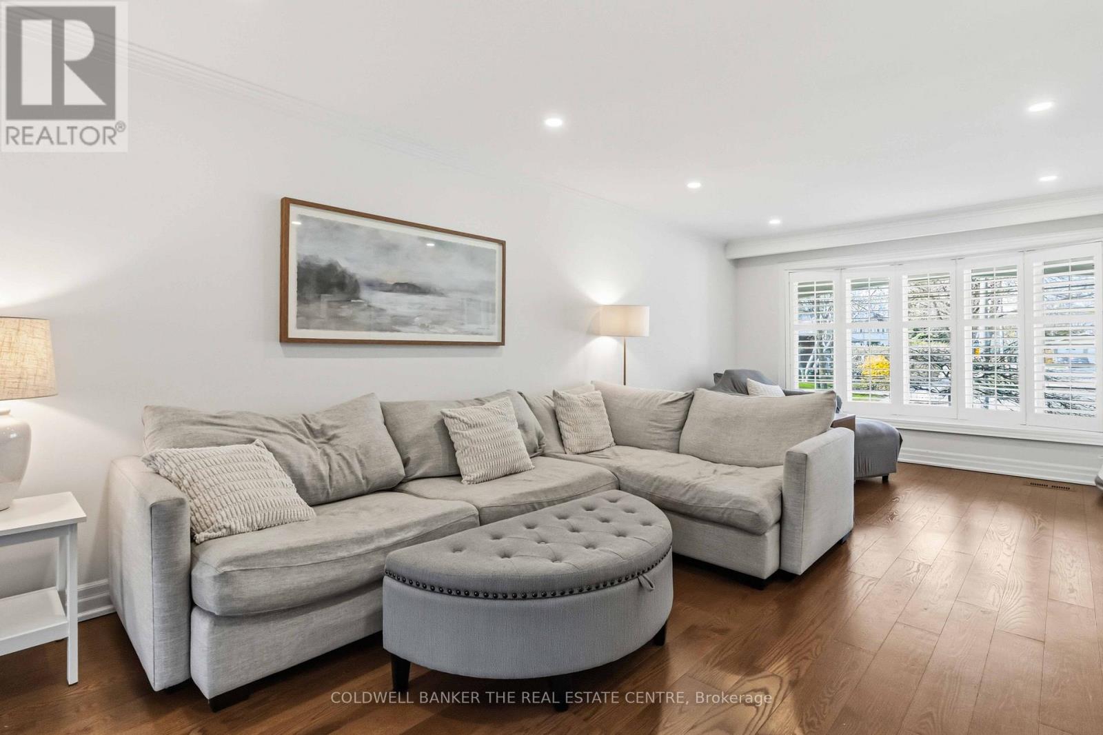 42 NEILOR CRESCENT - 9