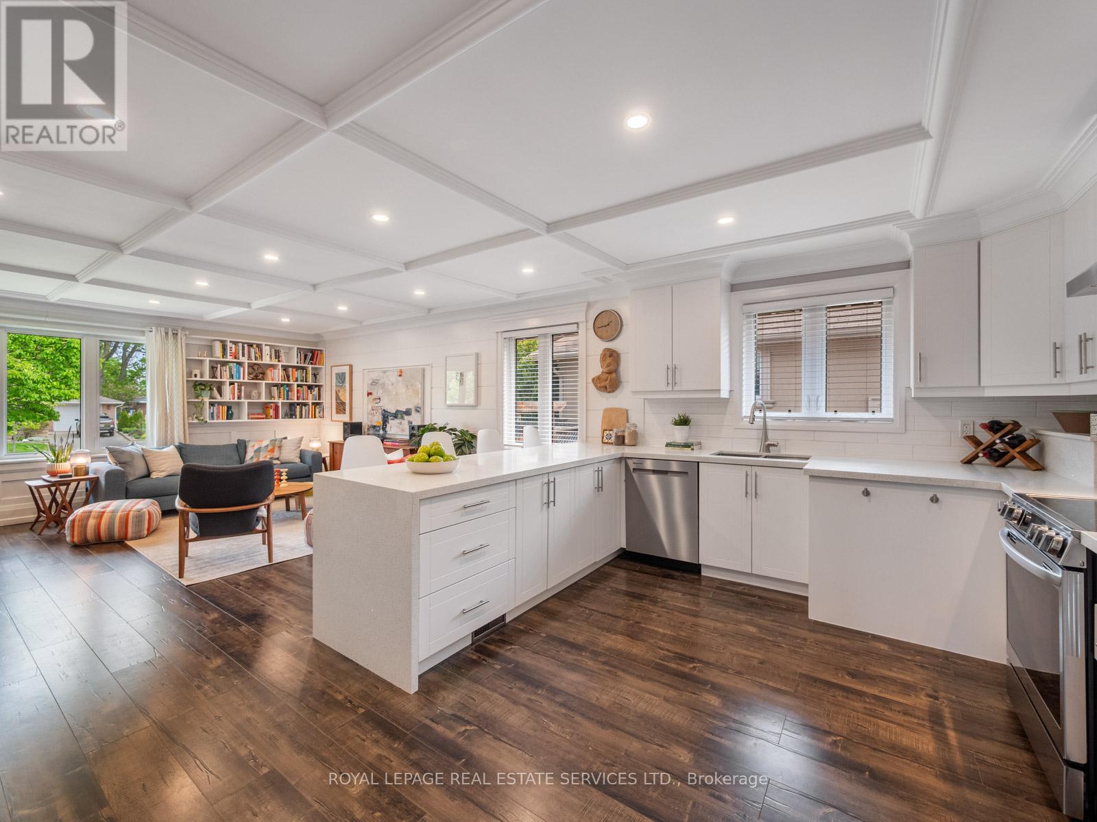 148 WINCOTT DRIVE - 17