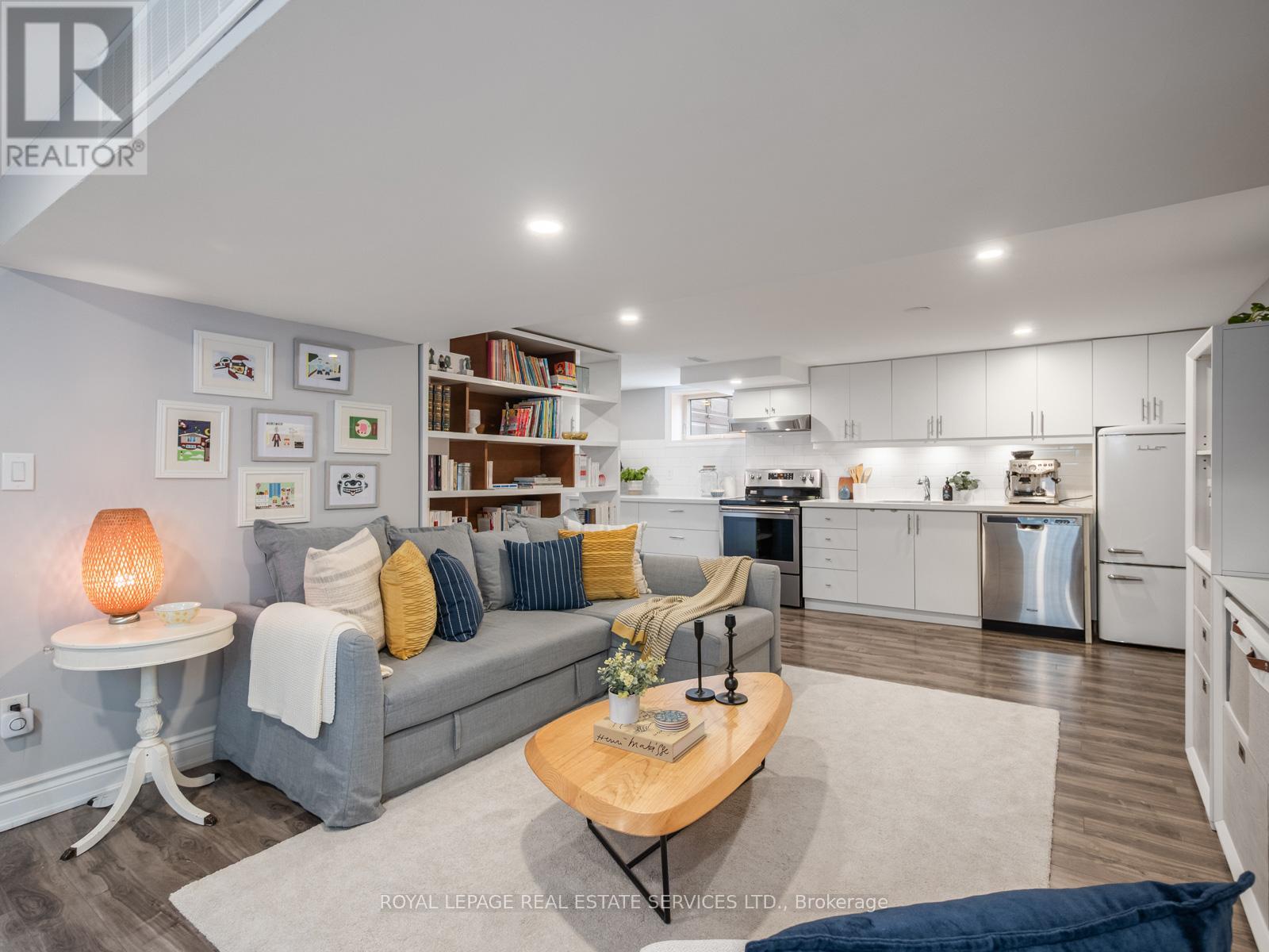 148 WINCOTT DRIVE - 30