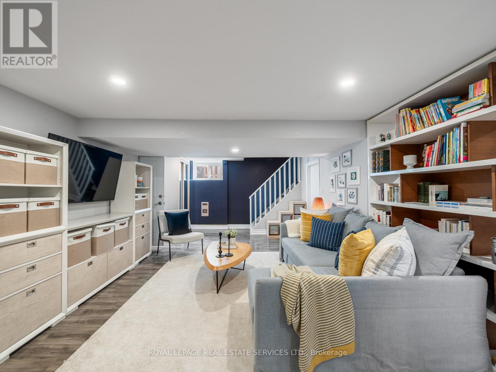 148 WINCOTT DRIVE - 34