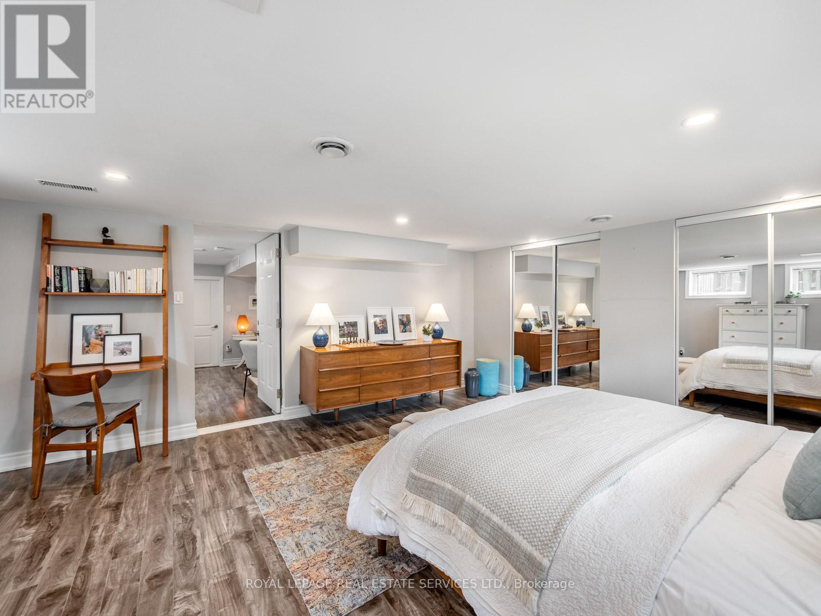148 WINCOTT DRIVE - 42